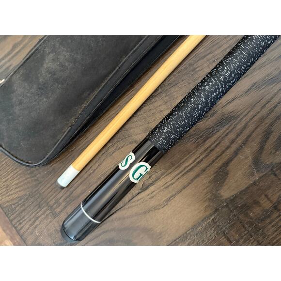 Vintage Guinness Pool Cue - 2-Piece with Logo Bag - Picture 4 of 10